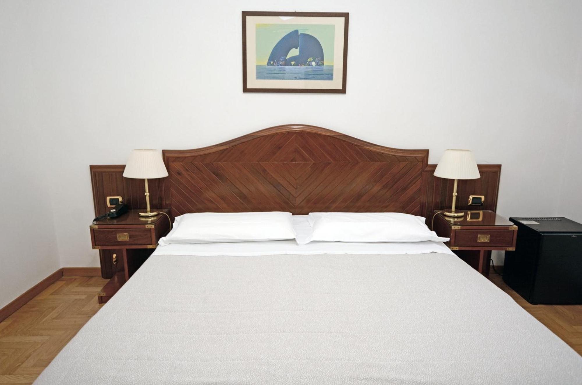 Albergo Italia Piombino Exterior photo