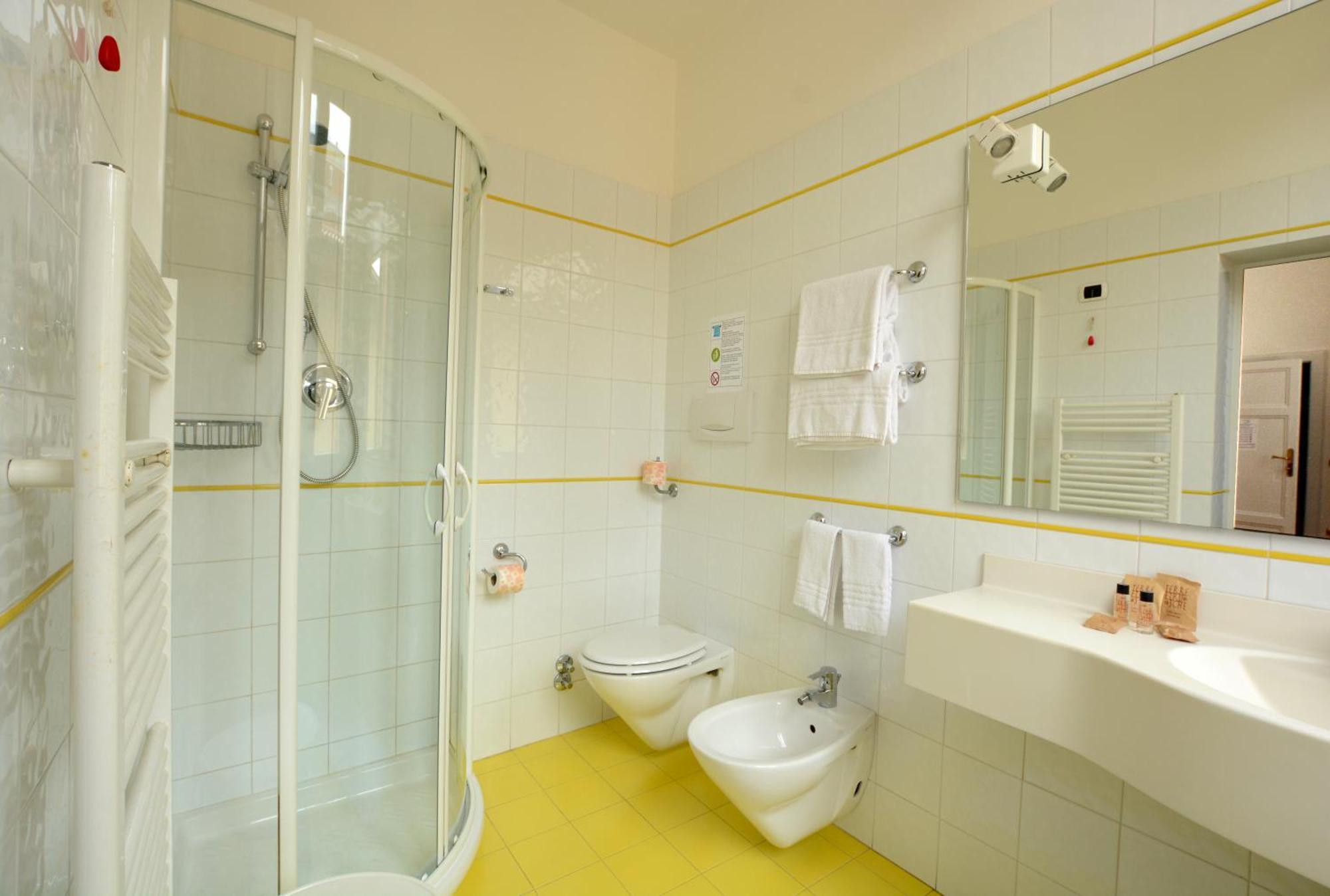 Albergo Italia Piombino Exterior photo